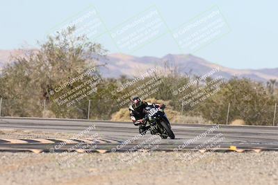 media/Dec-06-2025-CVMA (Sat) [[4a896cc04c]]/Race 4-Formula Middleweight/